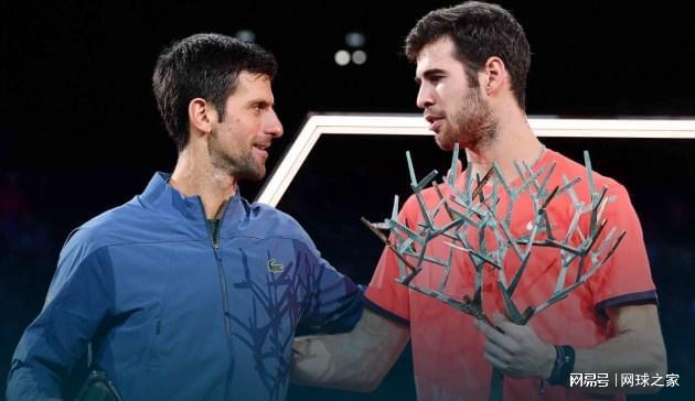 武汉网球的 武汉网球的