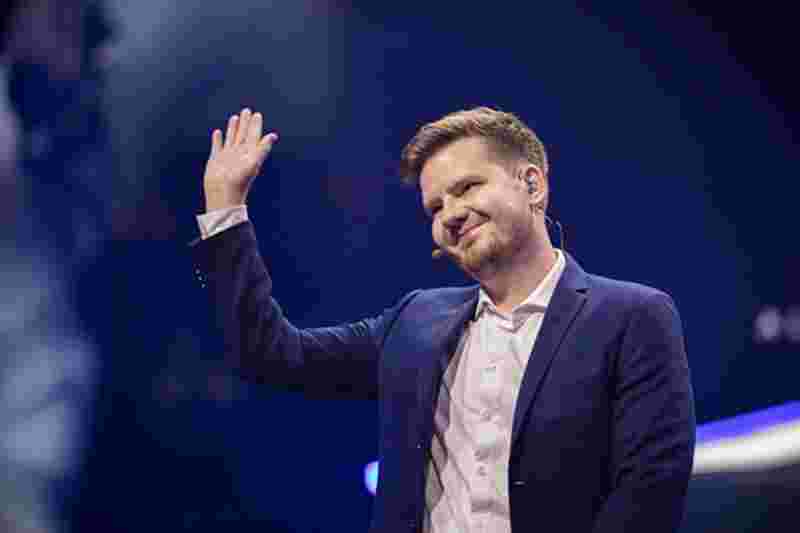 肋部身后球 肋部身后球